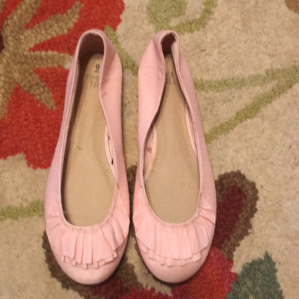 Size 9 slip on shoes